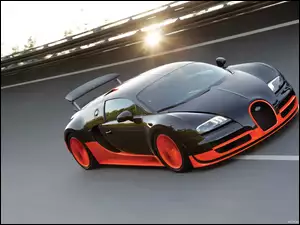 Bugatti Veyron 16.4 Super Sport, Tor