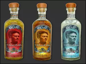 Tequila, kolorowe butelki