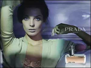 Prada, perfumy, kobieta, flakon