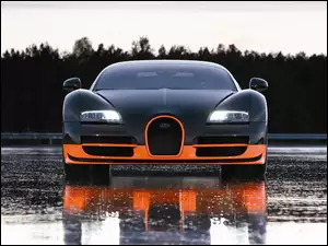 Bugatti Veyron 16.4 Super Sport, Ksenony
