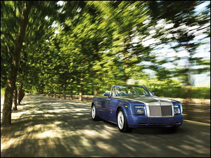 Jezdne, Rolls-Royce Phantom Coupe, Właściwości