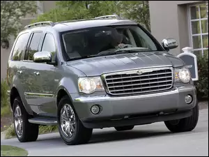 Grill, Chrysler Aspen, Halogeny