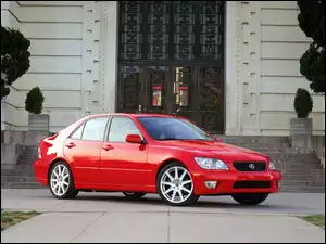 Czerwony, Lexus IS
