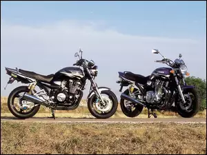 Centralna, Yamaha XJR1300, Stopka