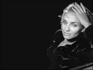 Cameron Diaz, Czarna Kurtka