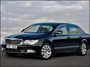 Chmury, Czarny, Skoda Superb