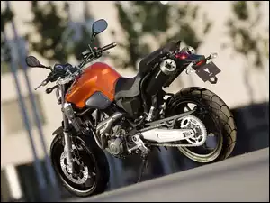 Yamaha MT-03, Tłumiki