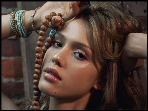 buźka, Jessica Alba