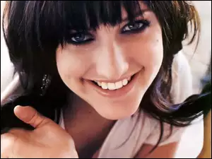 Ashlee Simpson, Uśmiech