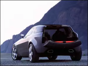 Saab Aero X, Środek