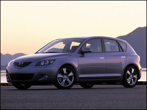 Srebrna, Mazda 3