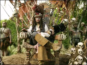 piraci_z_karaibow_2, czaszki, Johnny Depp, wódz