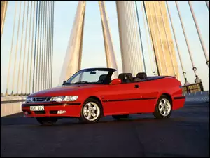 Czerwony, Saab 9-3