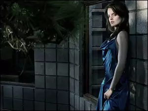 Sukienka, Mena Suvari, Niebieska