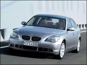 BMW 5, E60