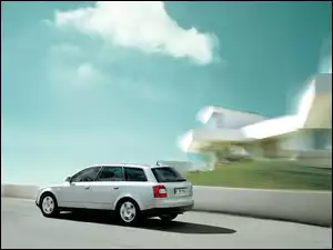 Audi A4, Avant
