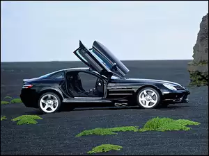Czarny, Mercedes Benz SLR