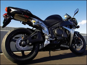 Wahacz, Honda CBR600RR, Czarny