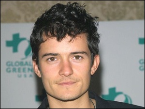 Orlando Bloom, krótkie włosy