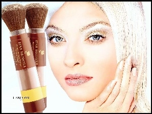Lancome, Puder