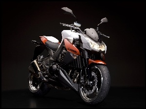 Wyrównawczy, Kawasaki Z1000, Zbiorniczek