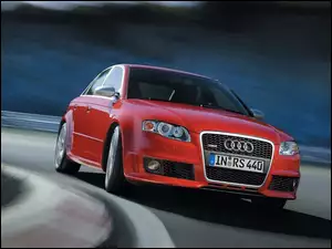 Czerwone, Audi S4