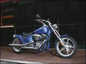 Dekle, Softail Rocker C, Chromowane