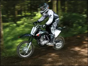 Crossowe, Suzuki DRZ 125, Buty