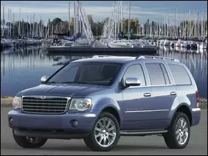 Jachty, Chrysler Aspen, Marina