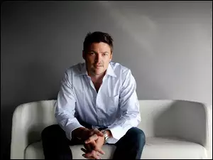 Aktor, Karl Urban
