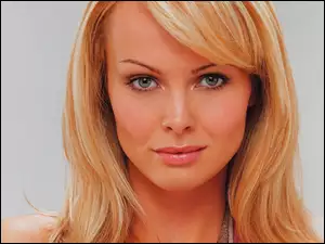 Izabella Scorupco, Seksowna, Blondynka