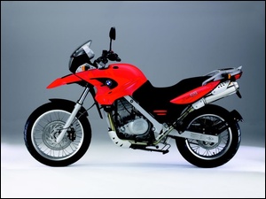 czerwone, BMW G450X