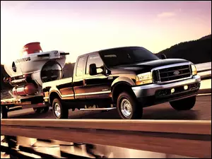 Podwodny, Ford F-350, Pojazd