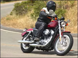 Harley Davidson Sportster XL883R, Kask