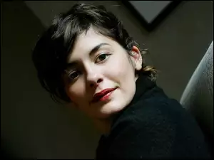 Audrey Tautou, czerwone usta