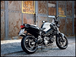 Napędowy, BMW F800R, Zestaw