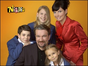 Serial, Bohaterowie, Niania, Główni