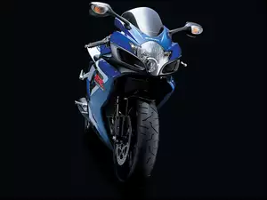 Błotnik, Suzuki GSX-R750, Chłodnica