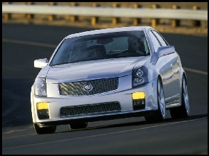 Srebrny, Cadillac CTS