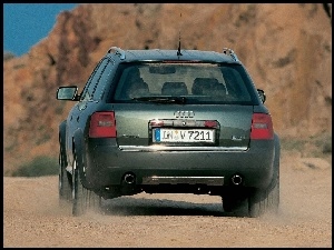 Zielony, Audi Allroad