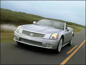 Droga, Cadillac XLR, Ulica