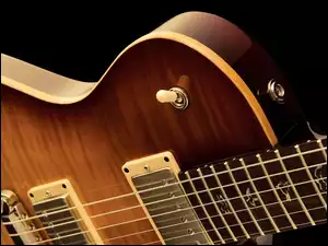Brązowa, Gitara