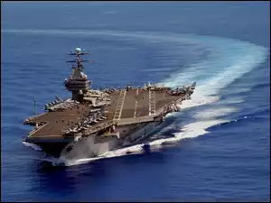 USS Carl Vinson, Lotniskowiec, Atomowy