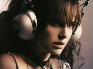 Natalie Portman, Słuchawki