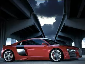 Czerwone, Audi R8