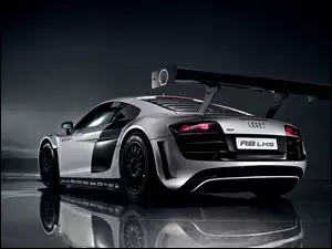Spojler, Audi R8