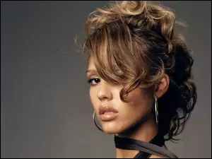 Jessica Alba, Fryzura