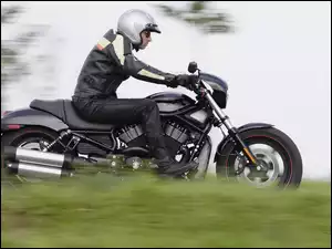 Night Rod, Motocykl, Mężczyzna