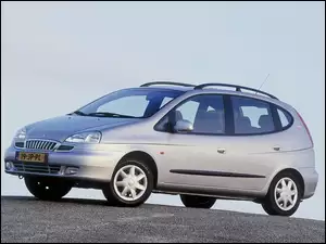 Srebrne, Daewoo Tacuma