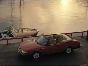 Saab 900 Convertible, Łódź